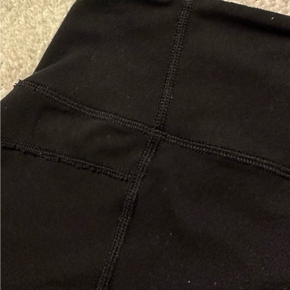 Lululemon Black Wunder Under Crop II Leggings Laser-Cut Mesh Special Edition - Picture 9 of 16